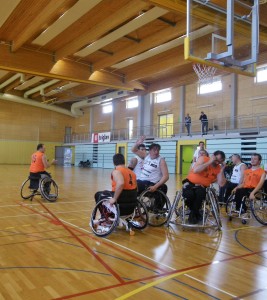 Broncos in orange gegen Laibach Finale 2016